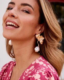 Boucles d’oreilles fleur de perle