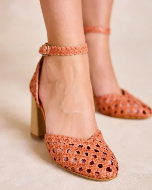 Chaussure tressée Calmia