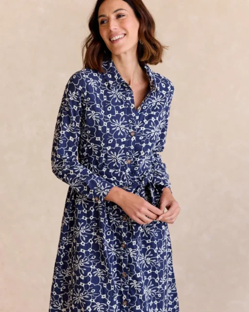 Isa Robe Brodée