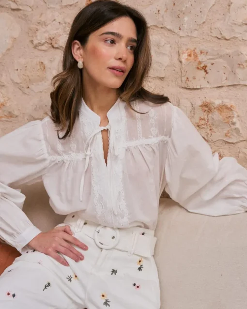 Lucinda Encolure Chemise Brodée