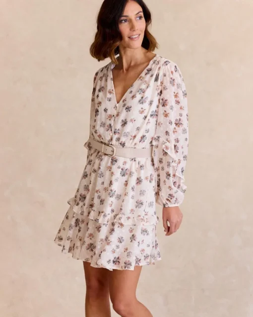 Robe à fleurs thaïlandaises