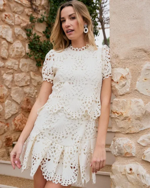 Robe courte ajourée Ornella