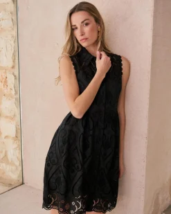 Robe courte brodée Uri